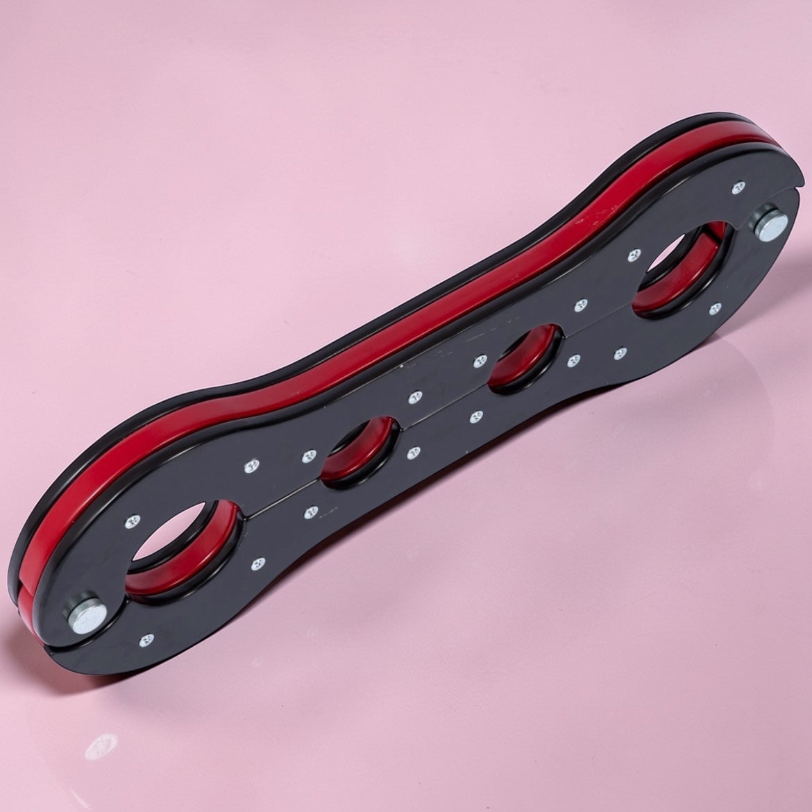 BDSM Spreidstang Deluxe – Verstelbare Pols & Enkel Fixatiebalk met Rood Accent